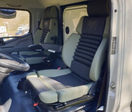 Fuso-Canter-Luftsitze